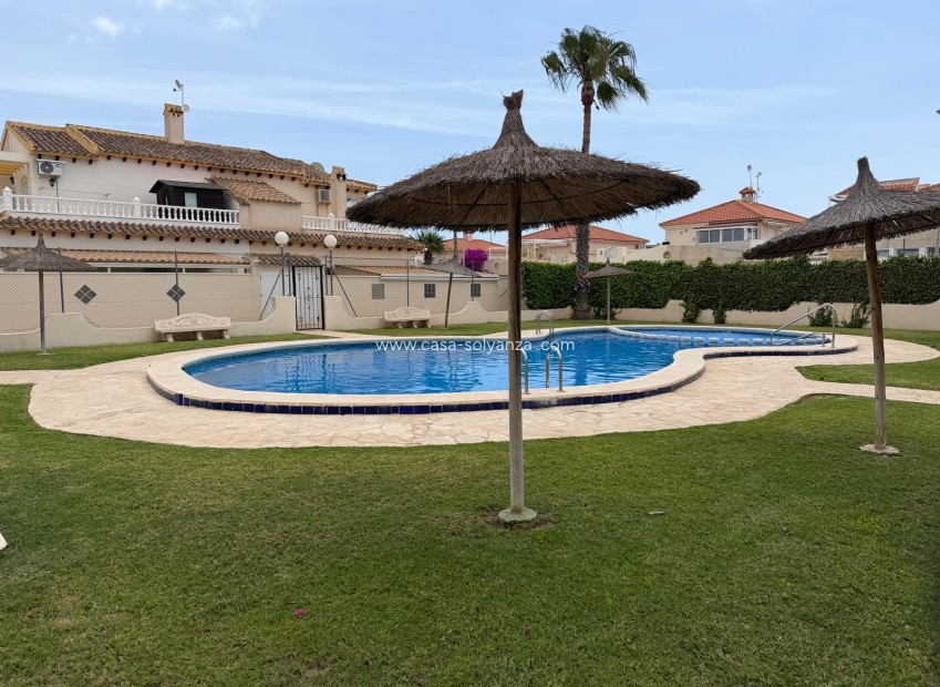 Resale - Villa - Playa Flamenca - Orihuela Costa