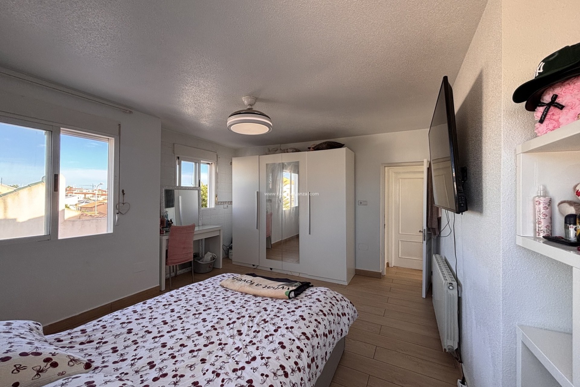 Resale - Villa - Playa Flamenca