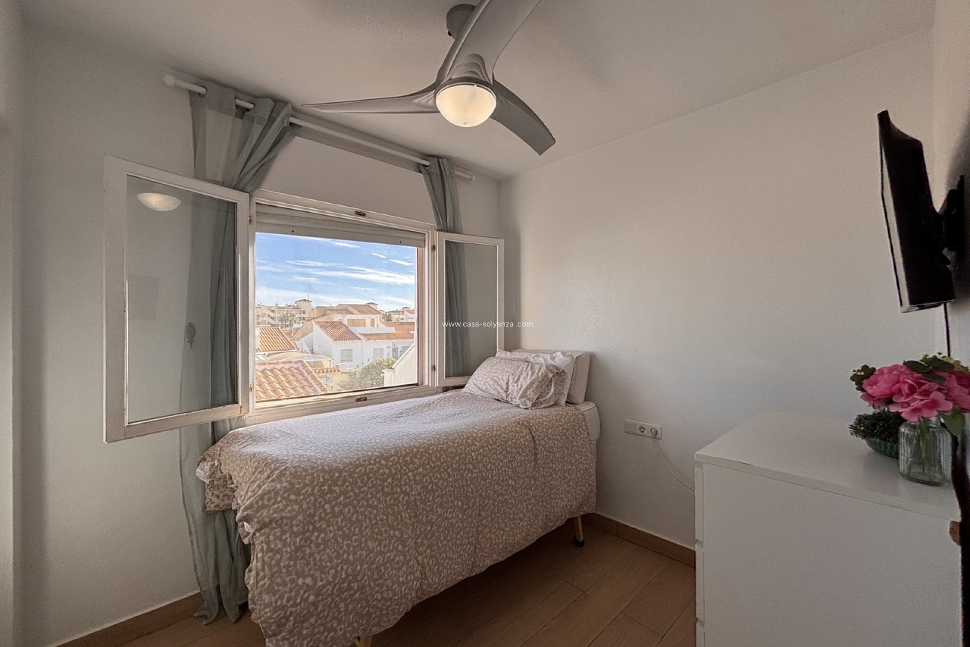 Resale - Villa - Playa Flamenca