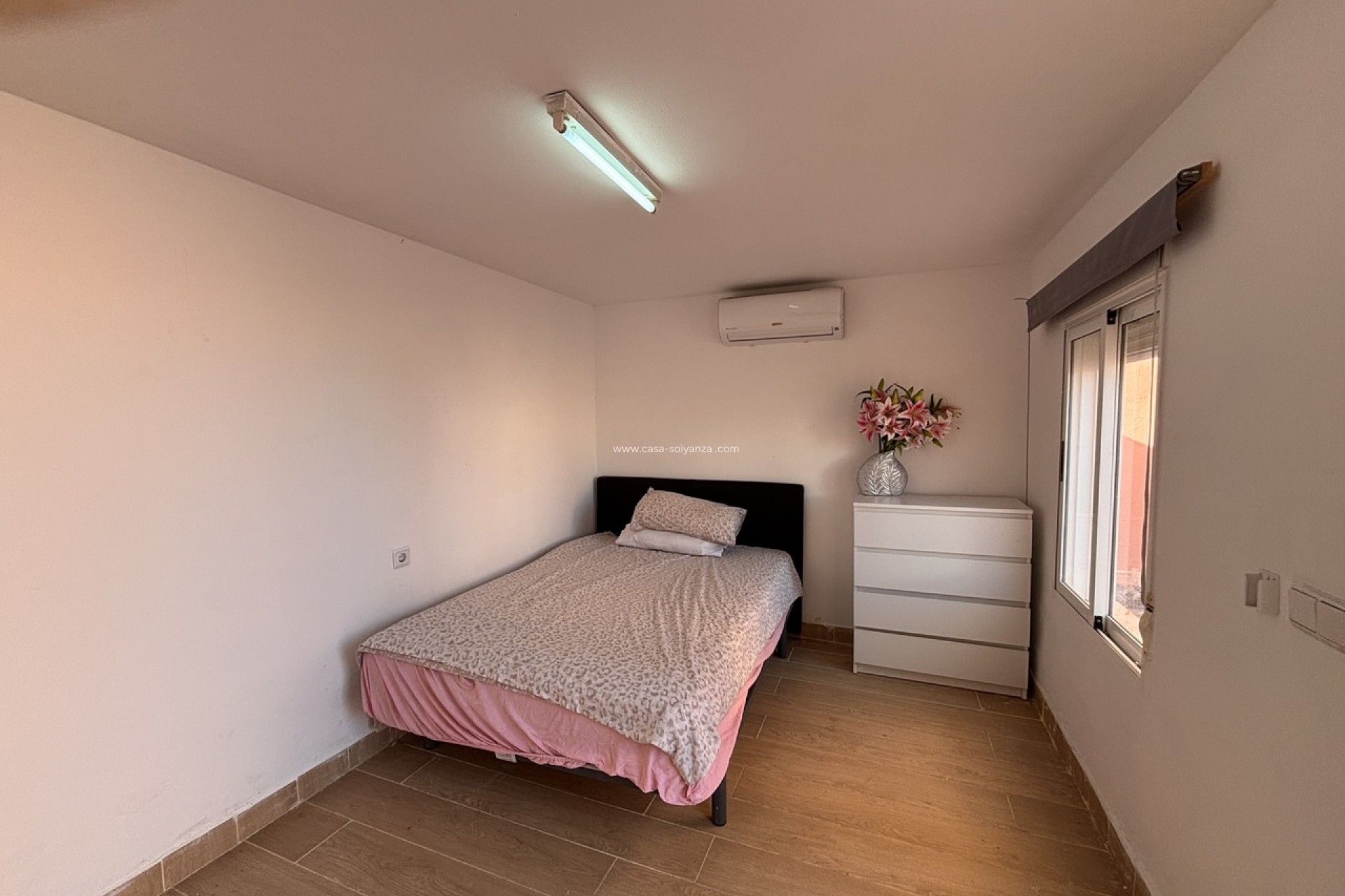 Resale - Villa - Playa Flamenca