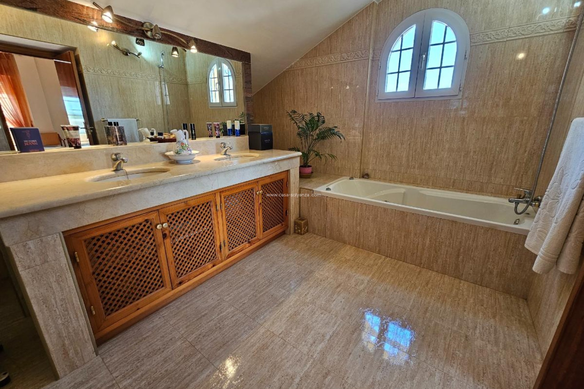 Resale - Villa - Playa Honda - Costa Calida