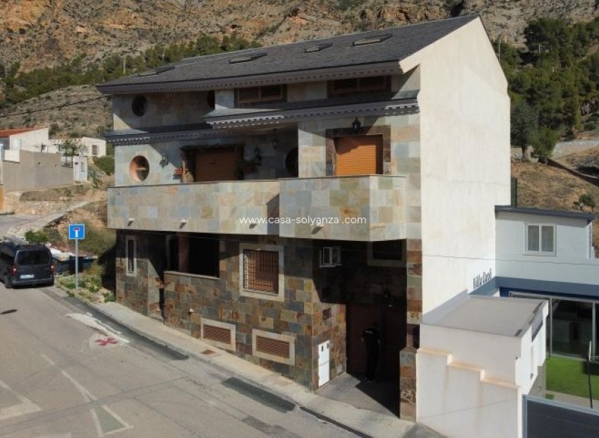 Resale - Villa - Redován - Inland