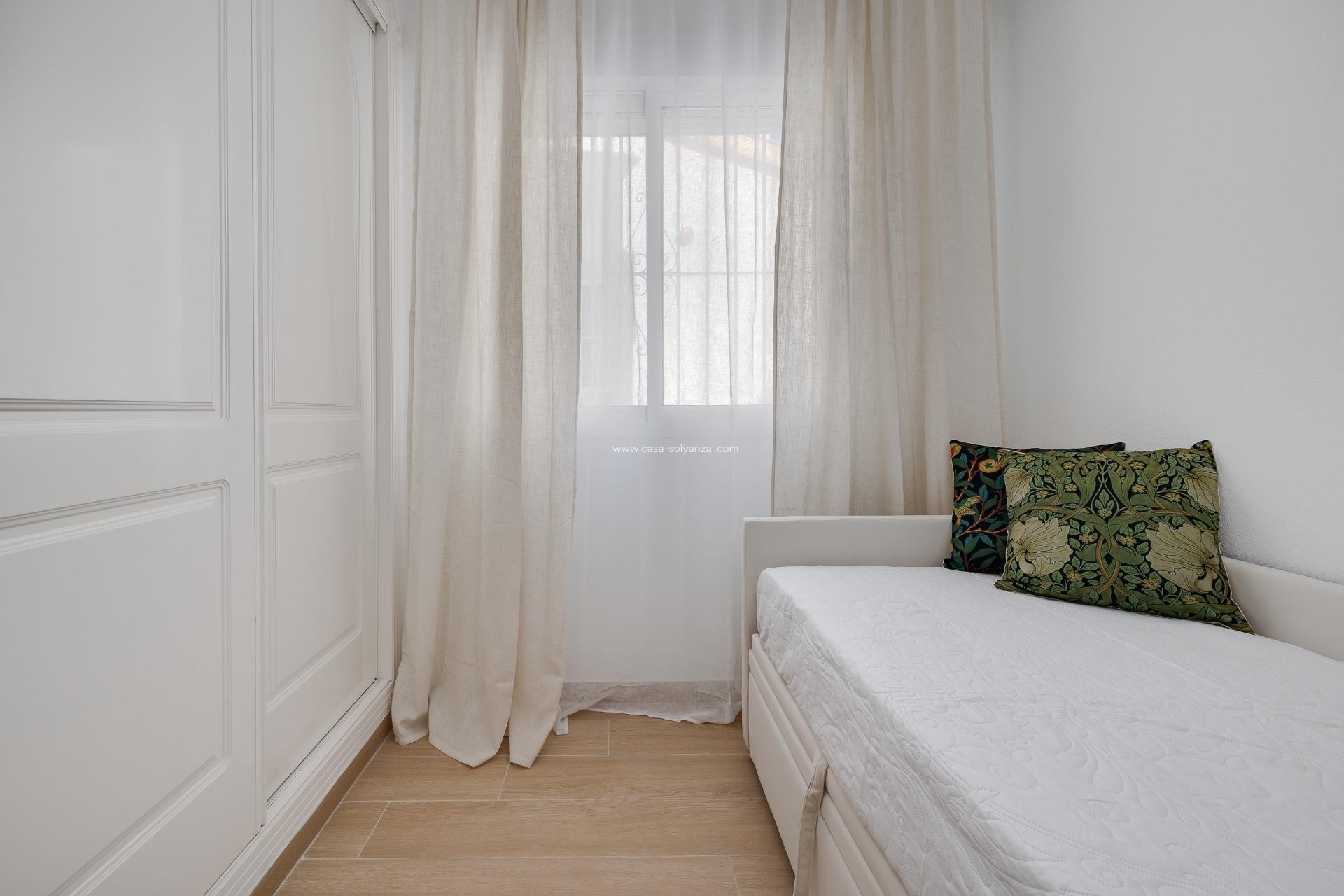 Resale - Villa - Rojales - Centro de la Ciudad Quesada