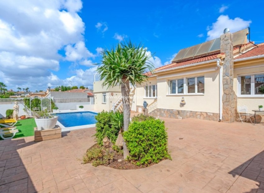 Resale - Villa - Rojales - Ciudad Quesada