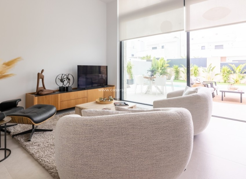 Resale - Villa - Rojales