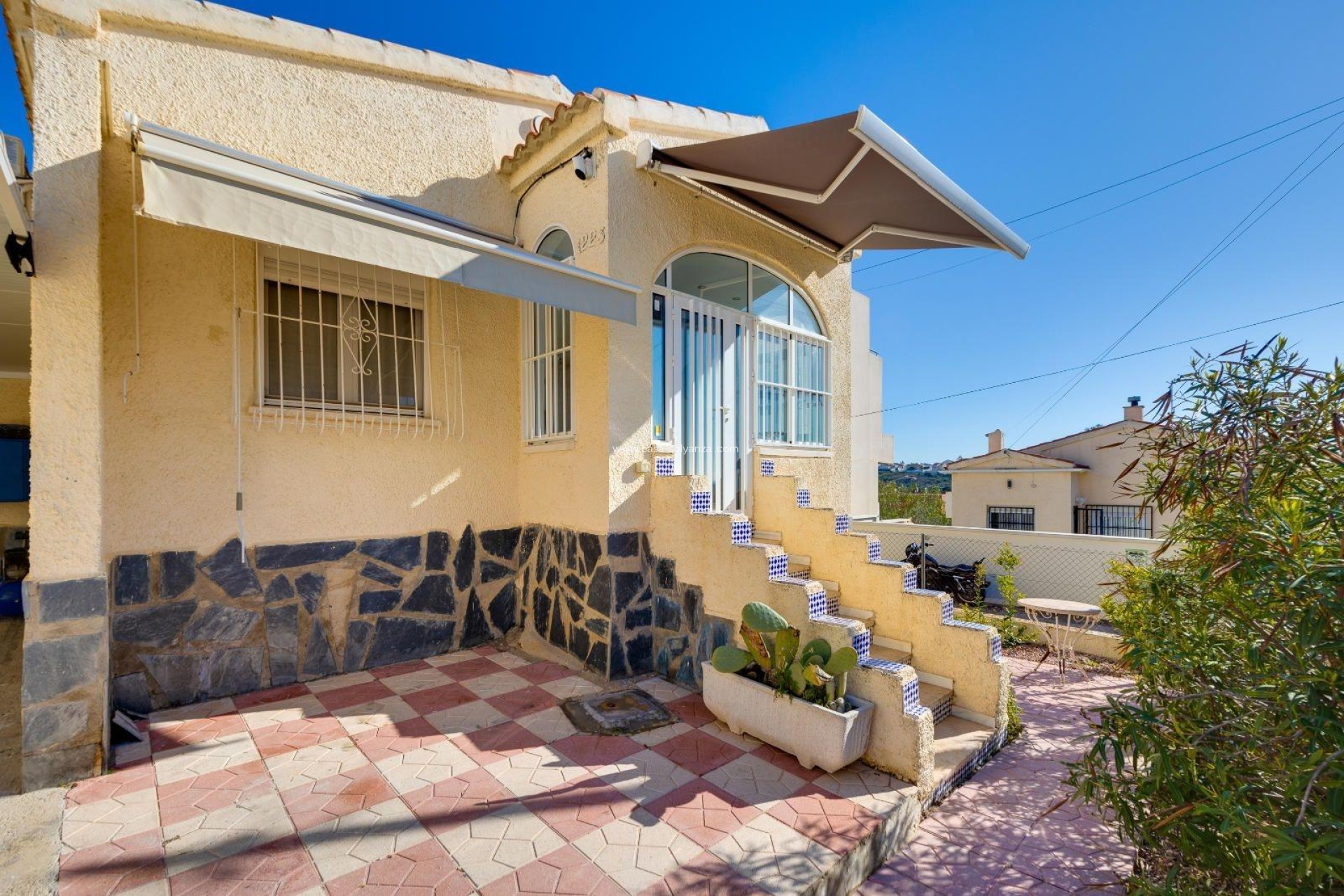 Resale - Villa - San Fulgencio - La Marina