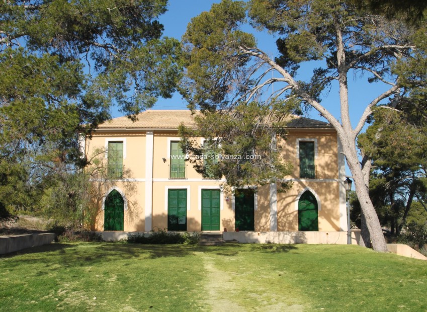 Resale - Villa - San Juan de Alicante - Costa Blanca
