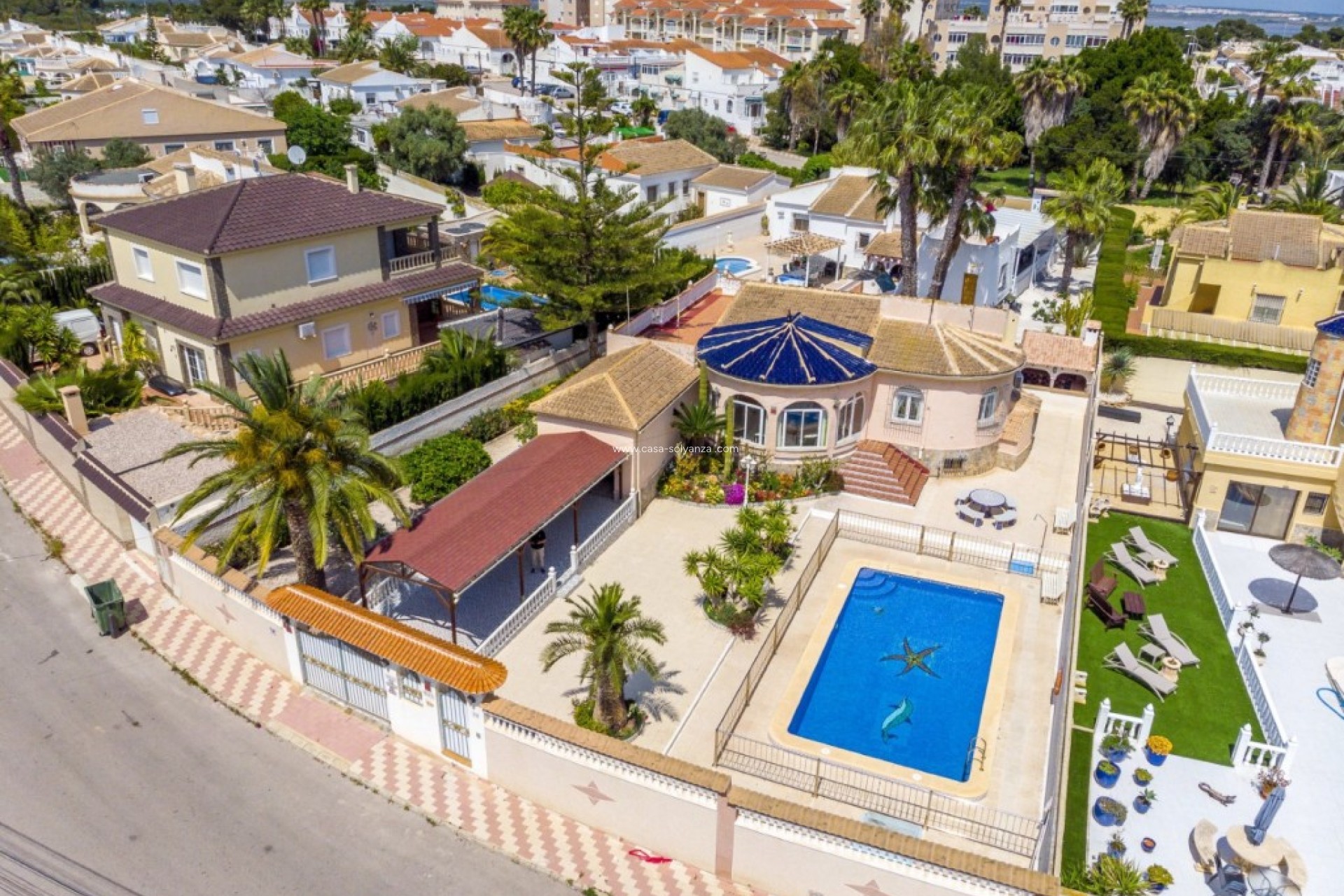 Resale - Villa - San Luis - Inland