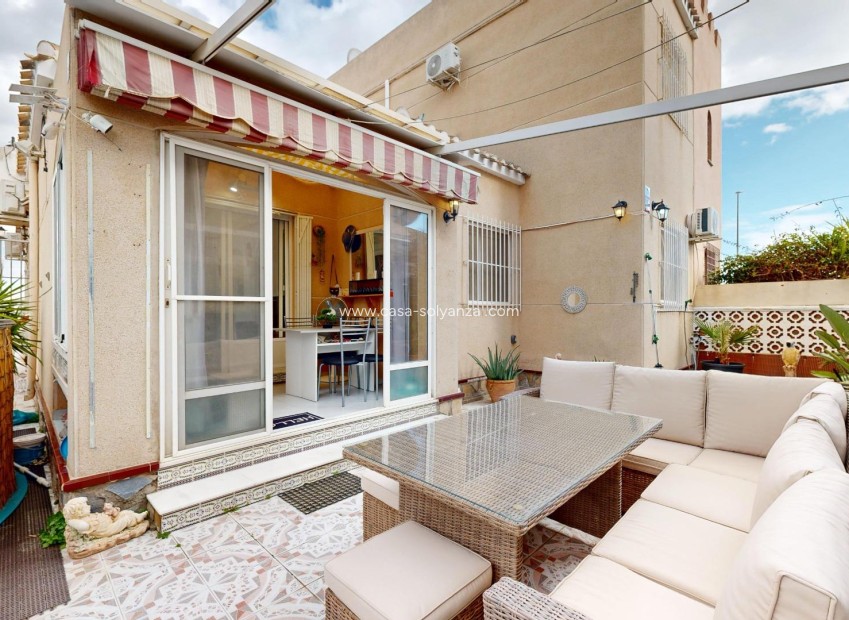Resale - Villa - San Miguel de Salinas - 03193