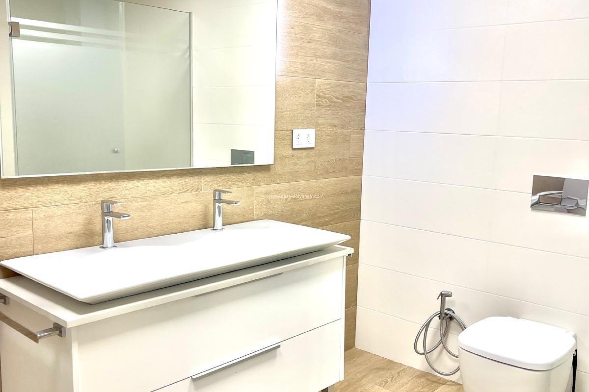 Resale - Villa - San Miguel de Salinas - Altos De San Miguel