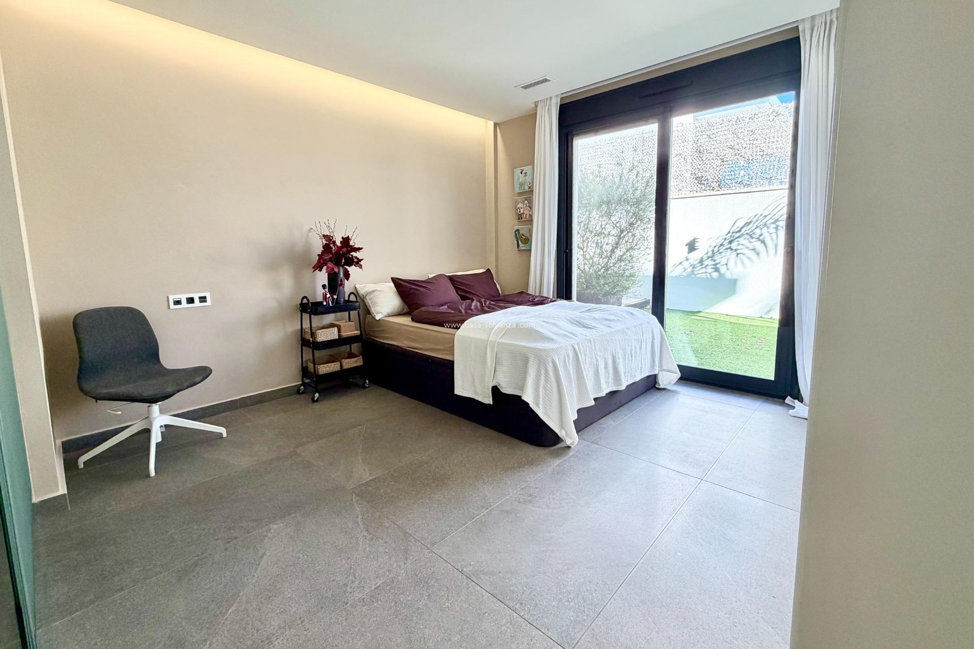 Resale - Villa - San Miguel de Salinas - Bellavista