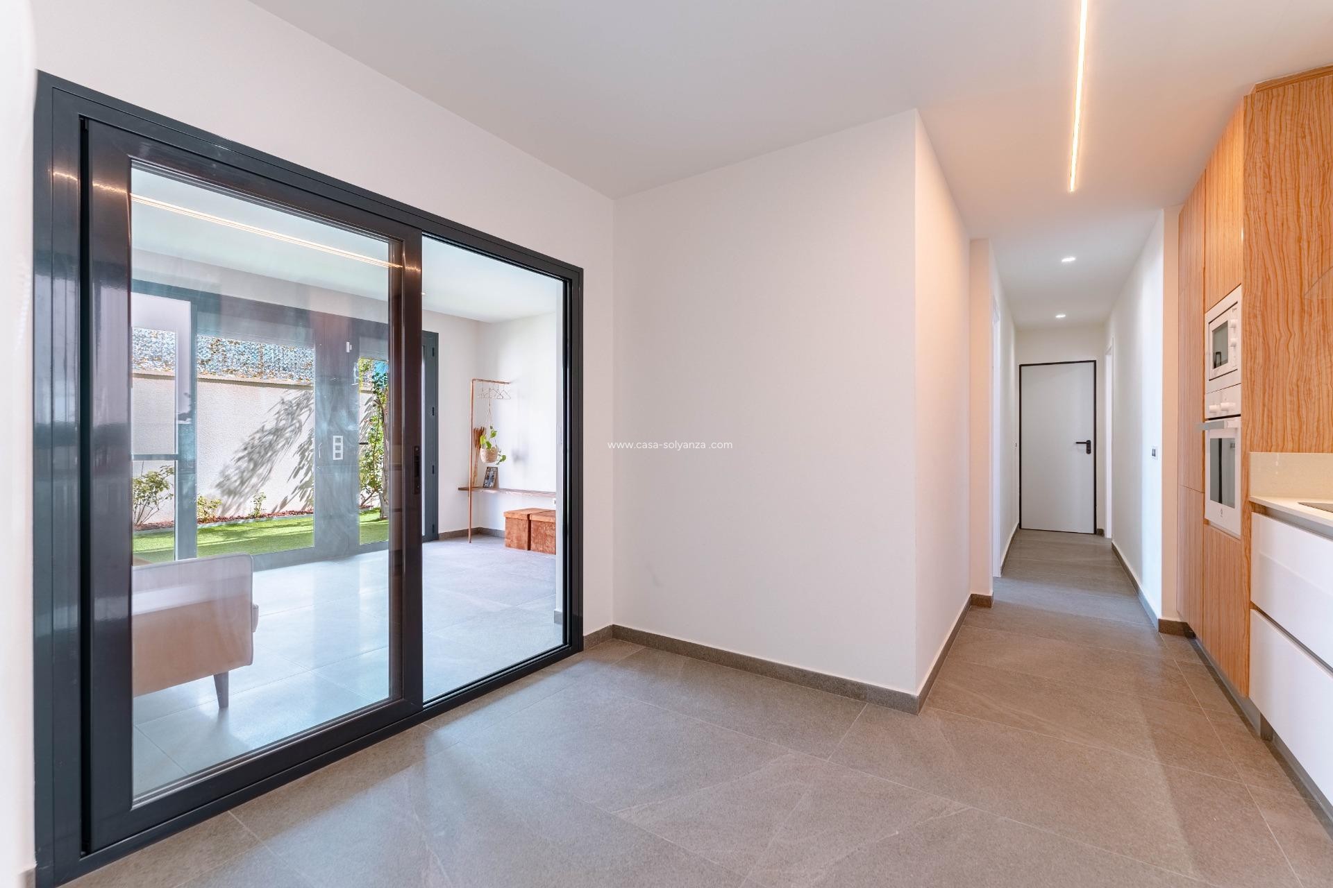 Resale - Villa - San Miguel de Salinas - Bellavista