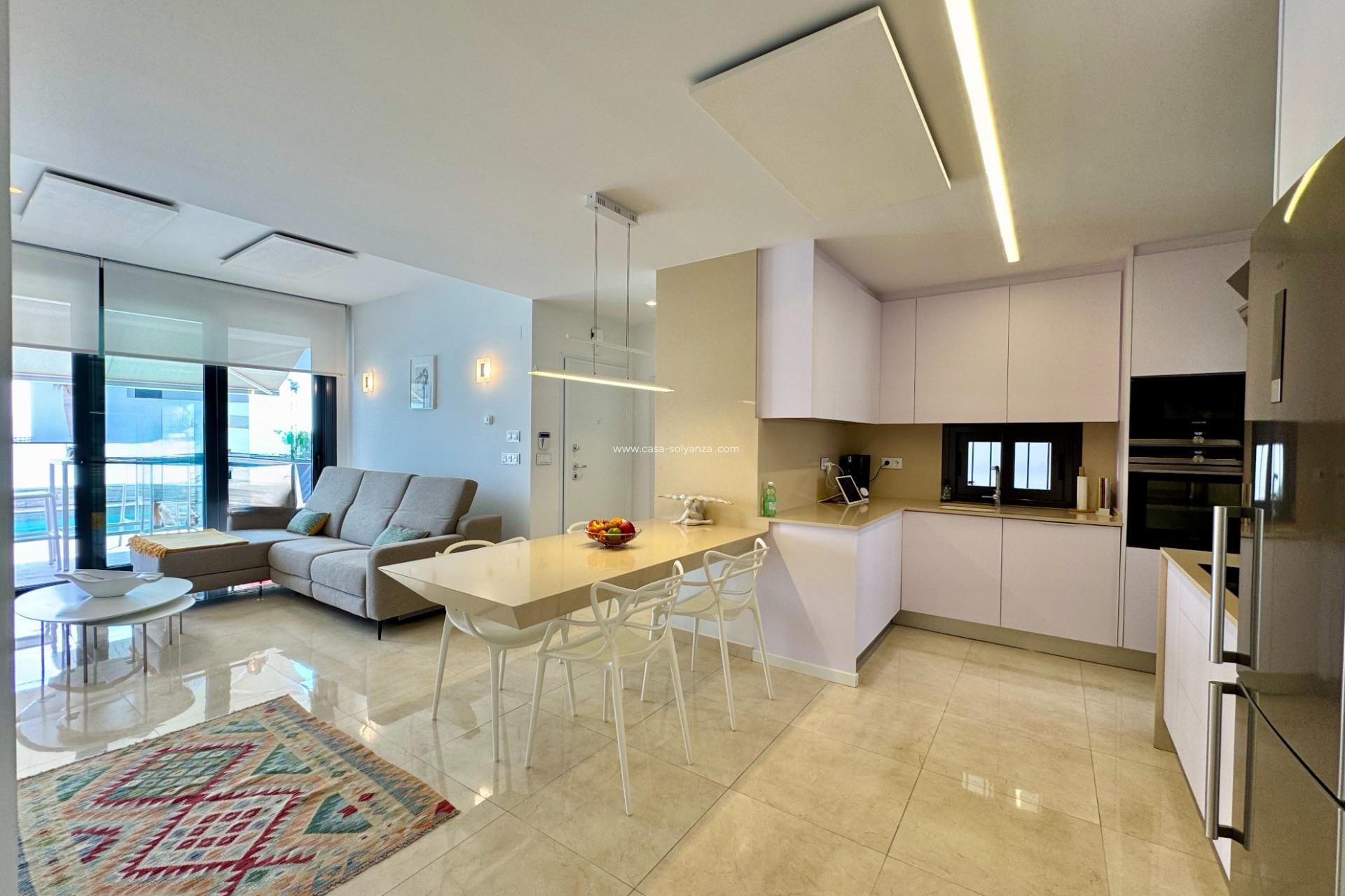 Resale - Villa - San Miguel de Salinas - Bellavista