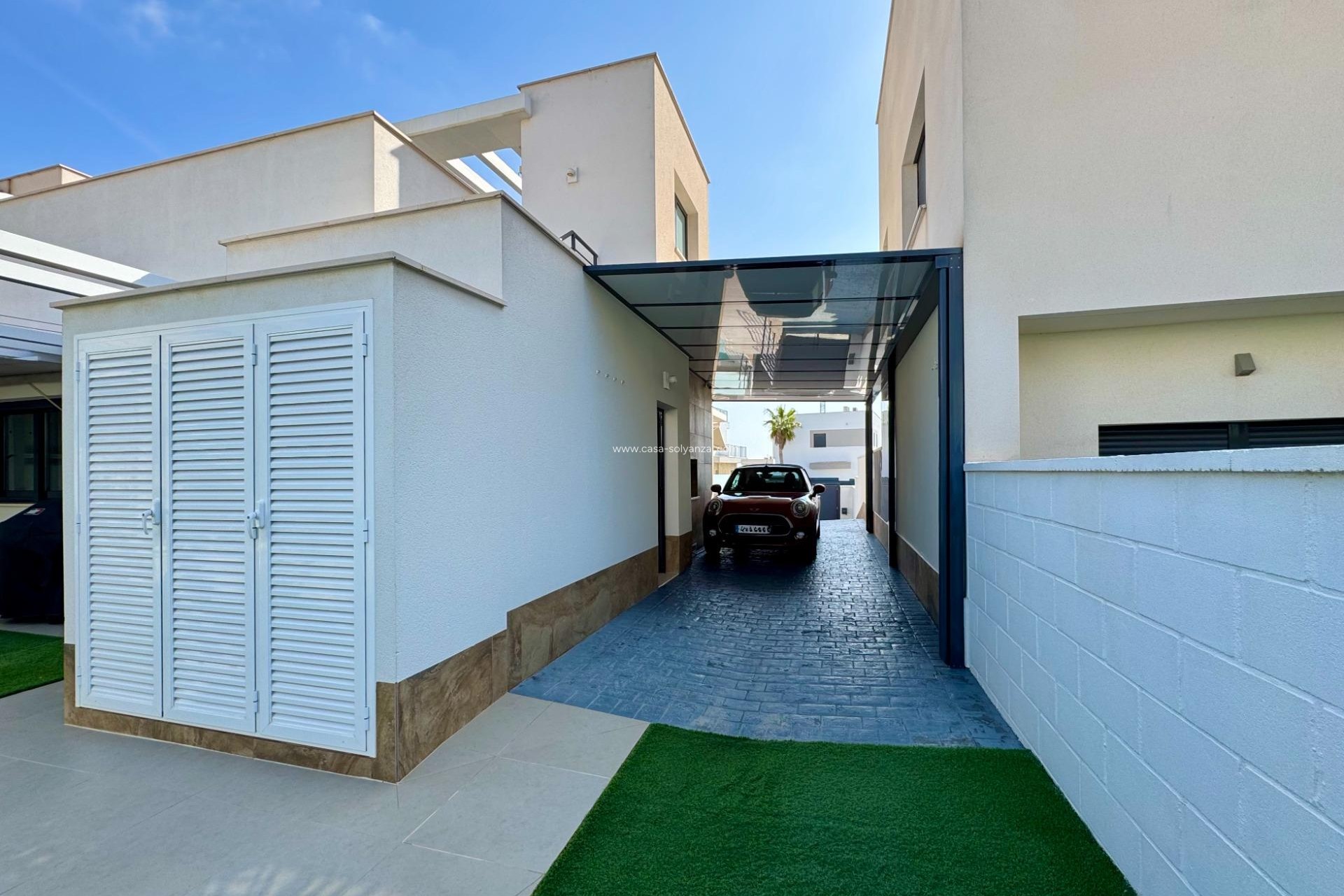 Resale - Villa - San Miguel de Salinas - Bellavista