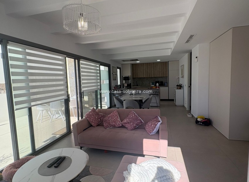 Resale - Villa - San Miguel de Salinas - Blue Lagoon