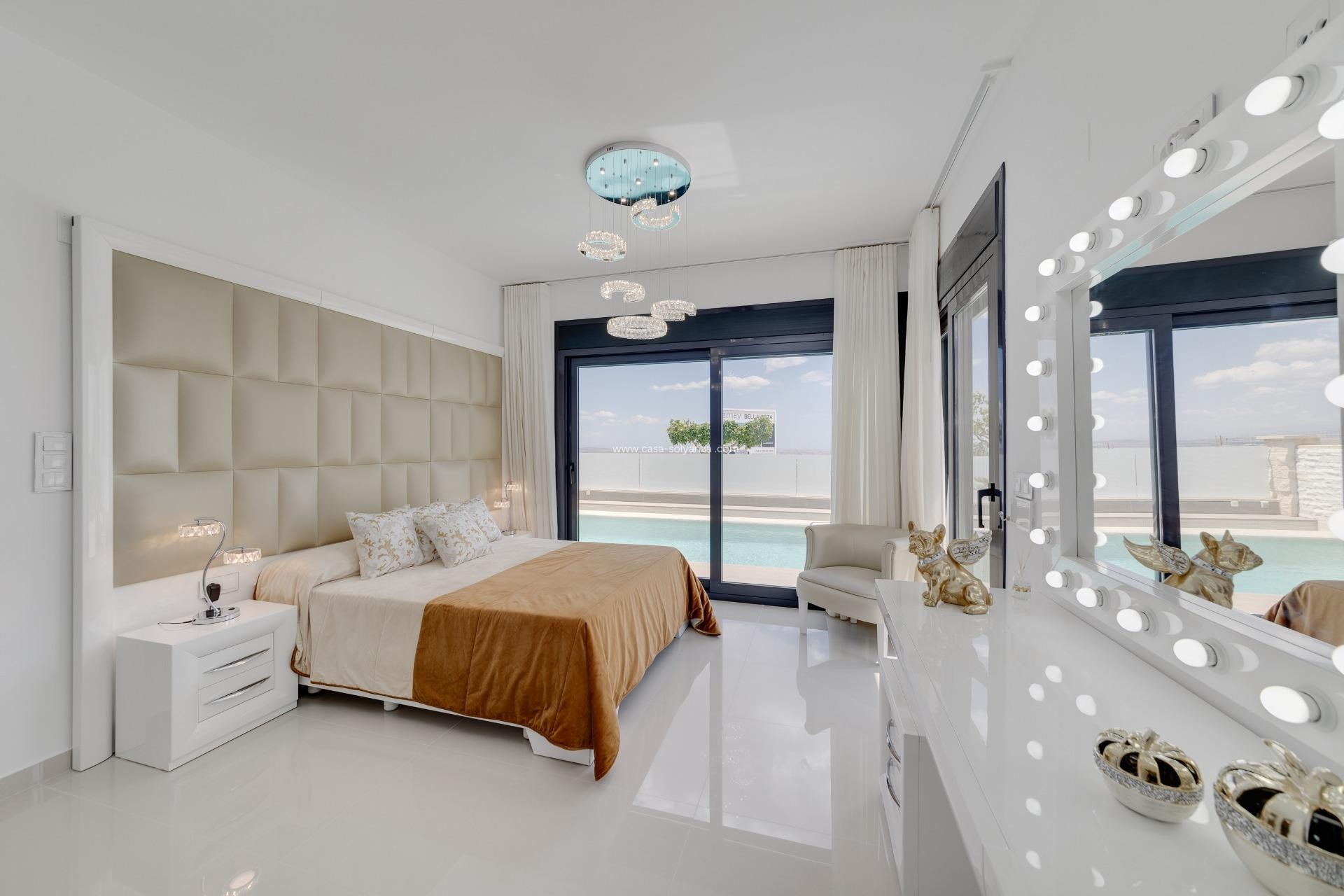 Resale - Villa - San Miguel de Salinas - Cerro del Sol