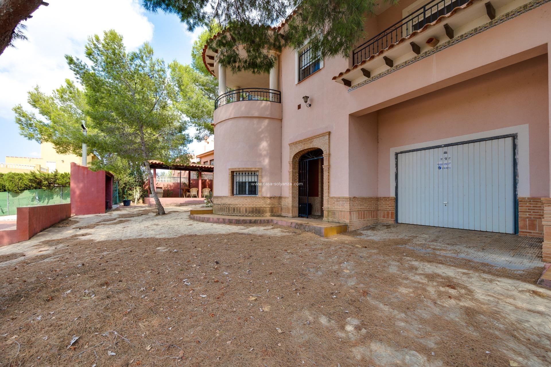 Resale - Villa - San Miguel de Salinas - Ciudad de las comunicaciones