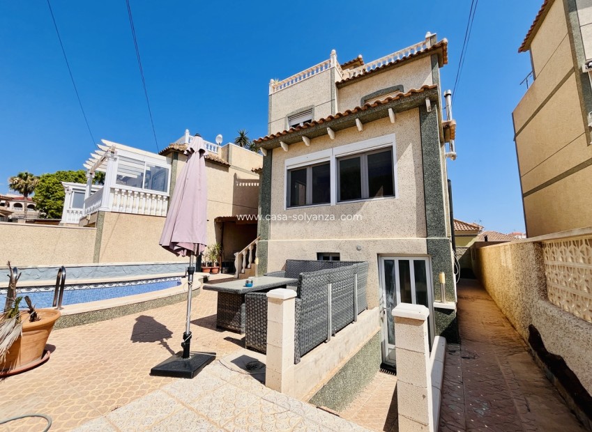 Resale - Villa - San Miguel de Salinas - Inland