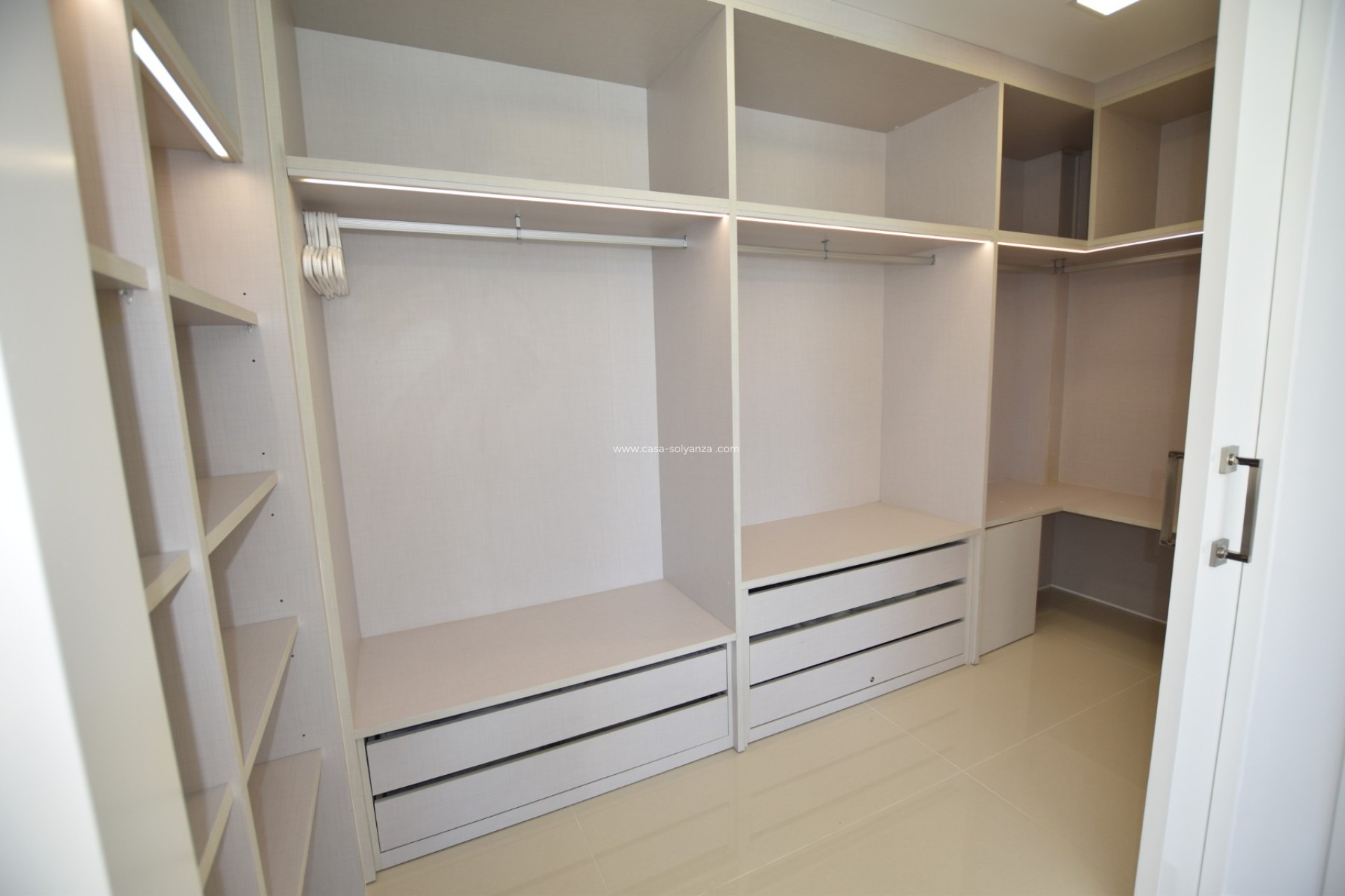 Resale - Villa - San Miguel de Salinas - Inland