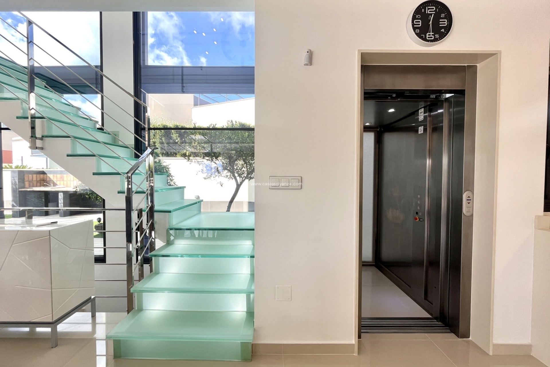 Resale - Villa - San Miguel de Salinas - Inland