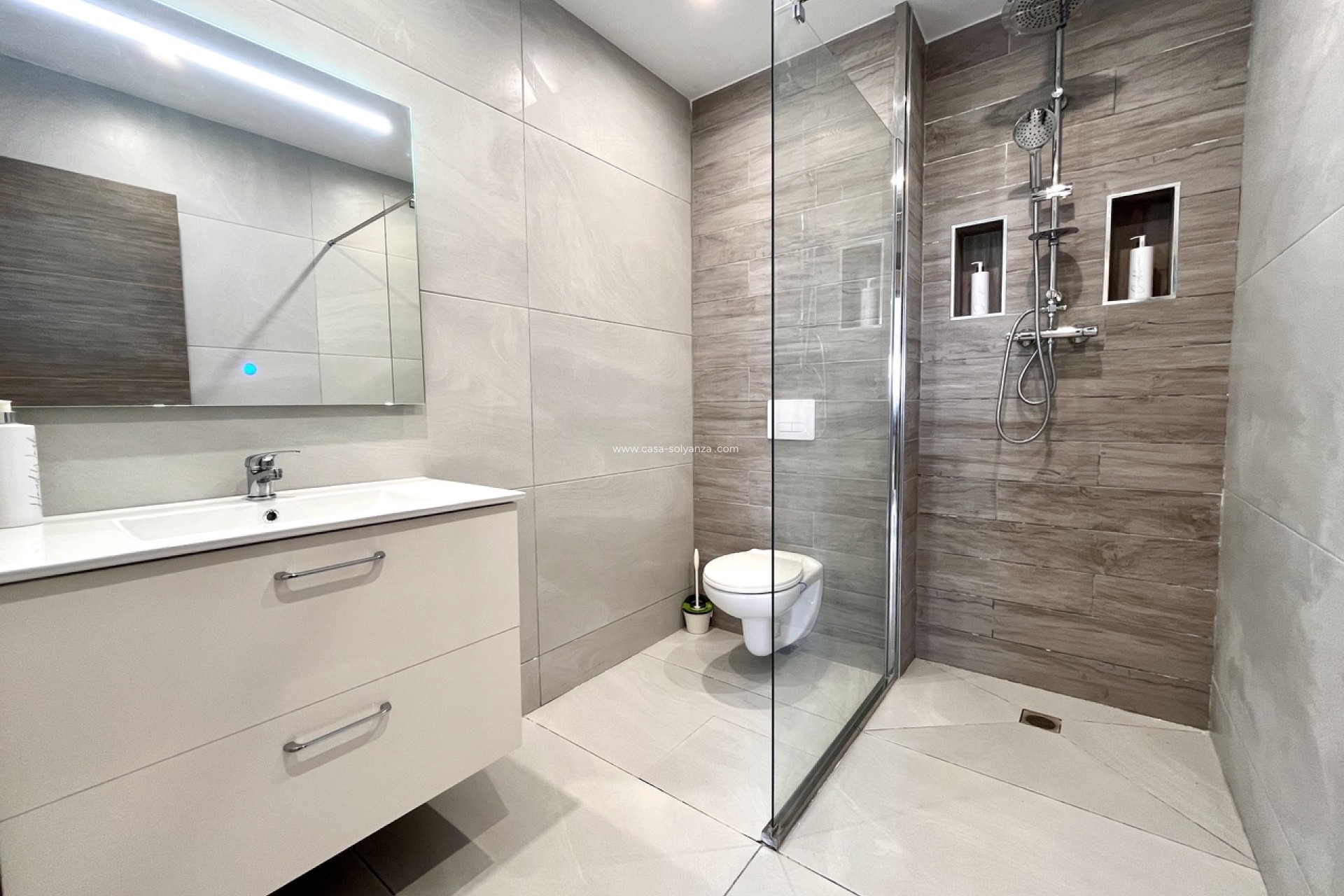 Resale - Villa - San Miguel de Salinas - Inland