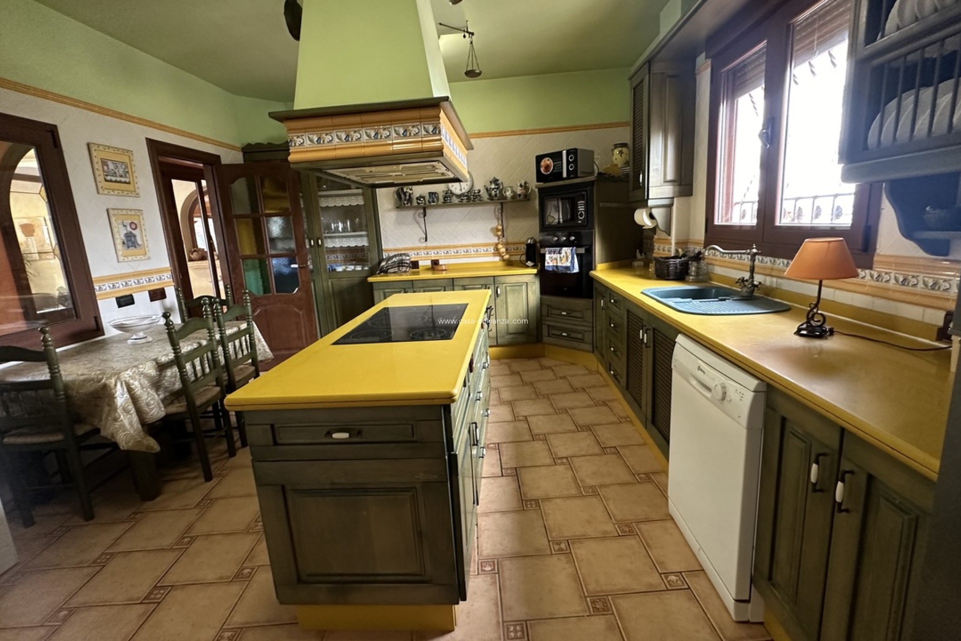 Resale - Villa - San Miguel de Salinas - Inland