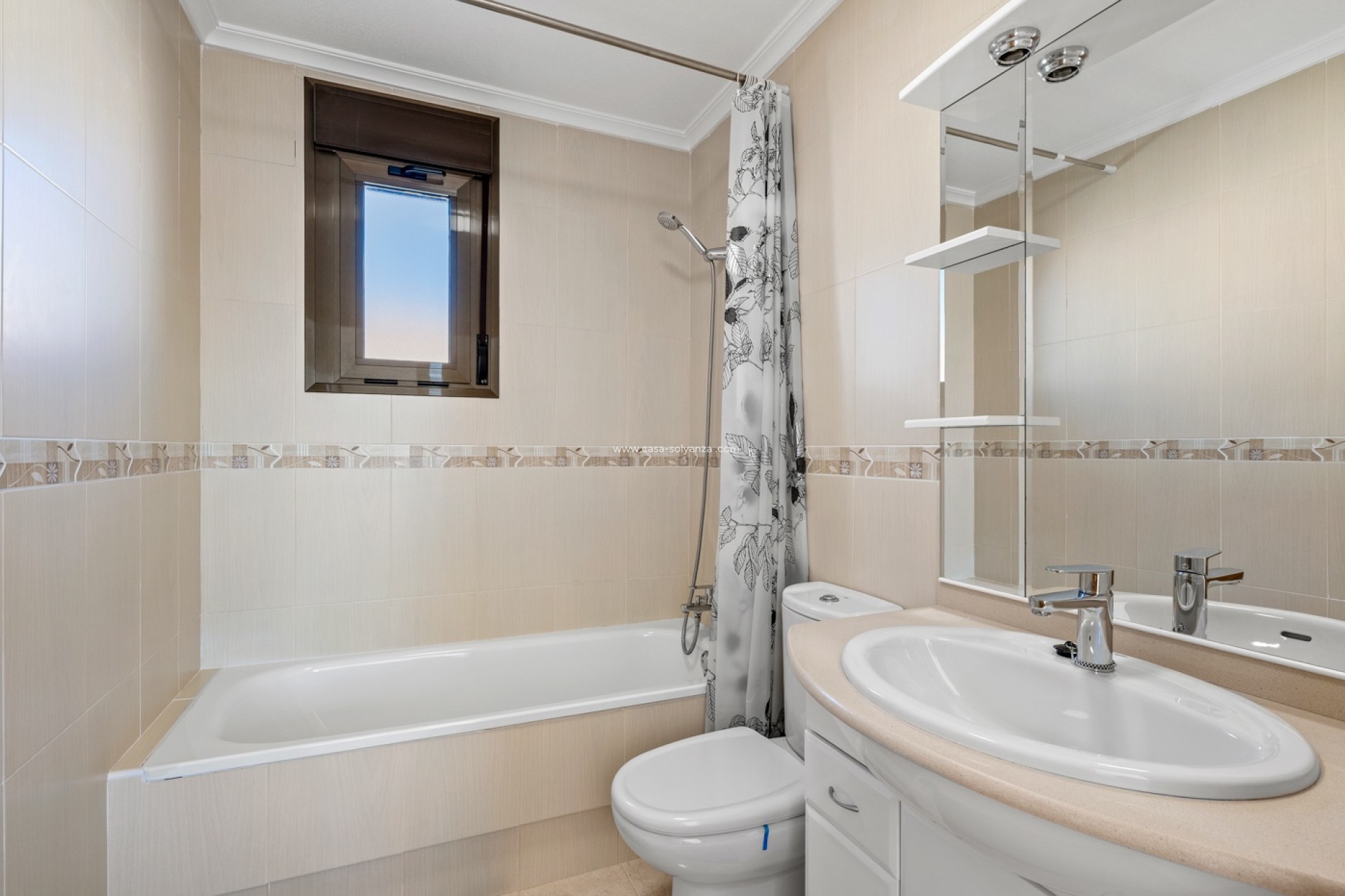 Resale - Villa - San Miguel de Salinas - Inland