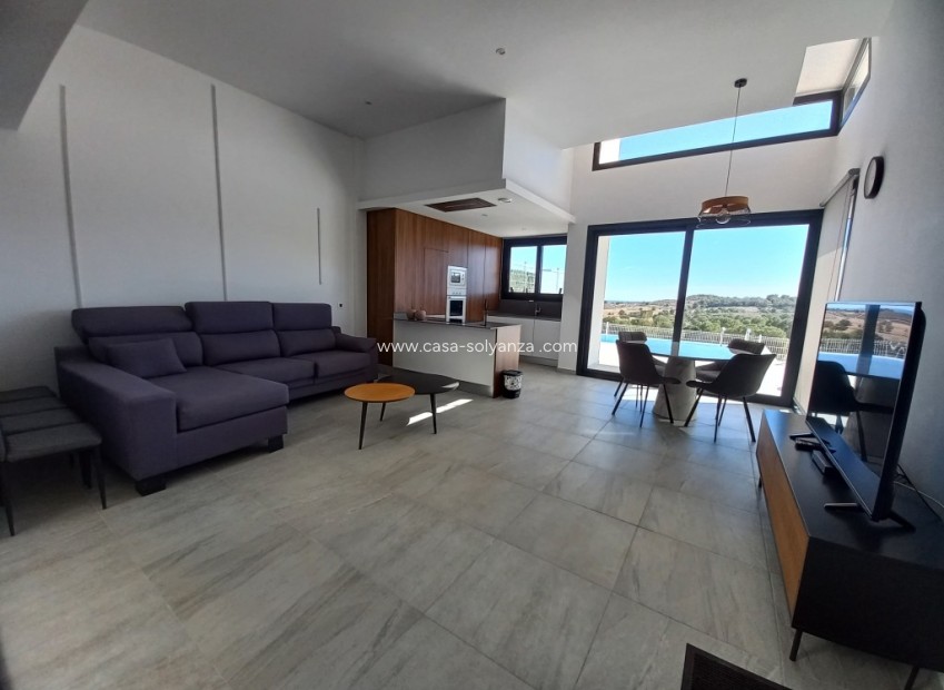 Resale - Villa - San Miguel de Salinas - Inland