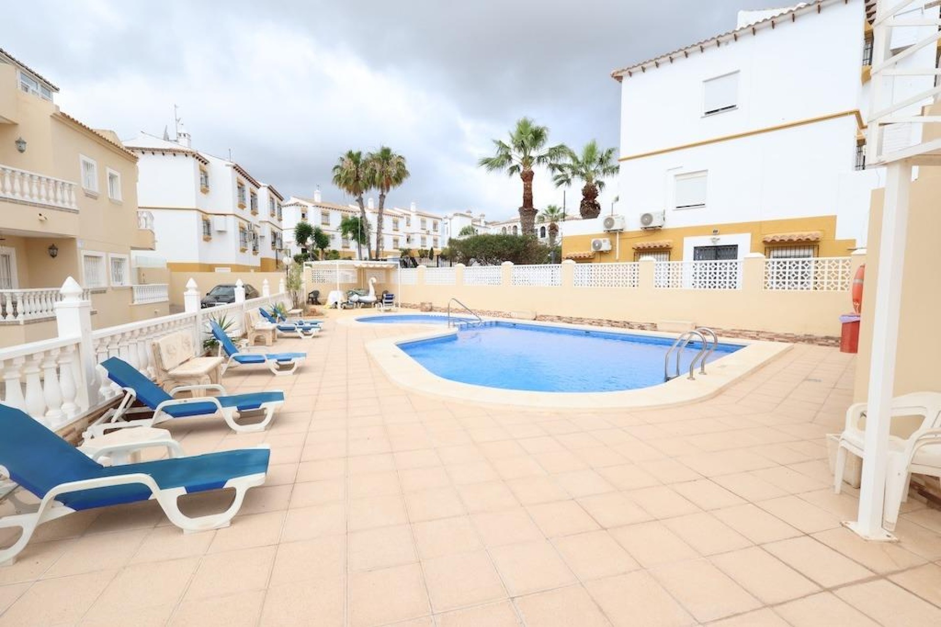 Resale - Villa - San Miguel de Salinas - Inland
