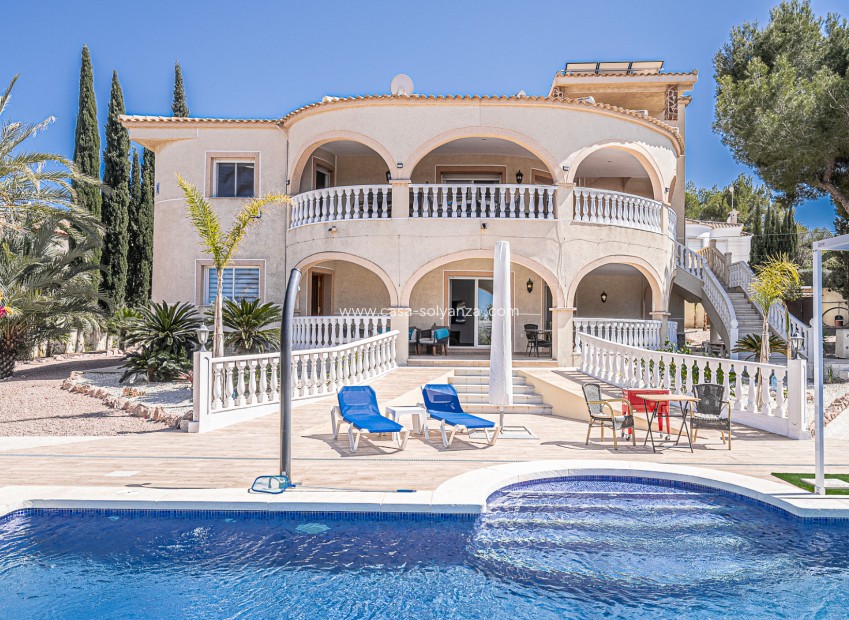 Resale - Villa - San Miguel de Salinas - Las Communicaciones