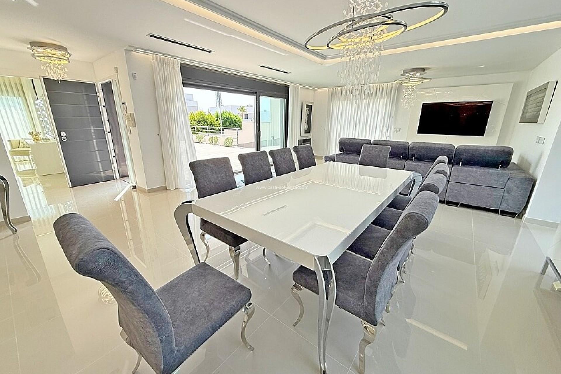 Resale - Villa - San Miguel de Salinas - Mirador De San Miguel