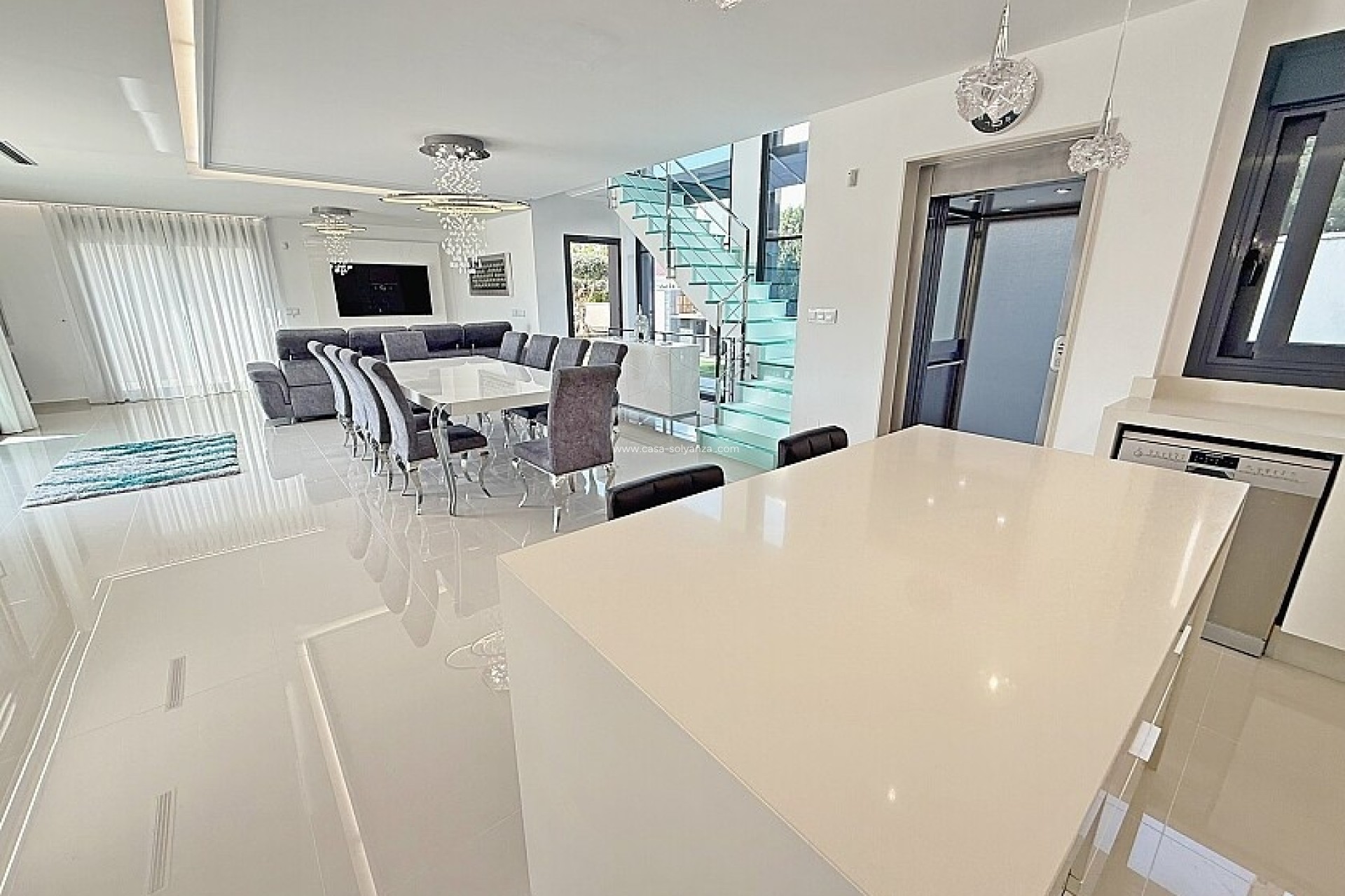 Resale - Villa - San Miguel de Salinas - Mirador De San Miguel