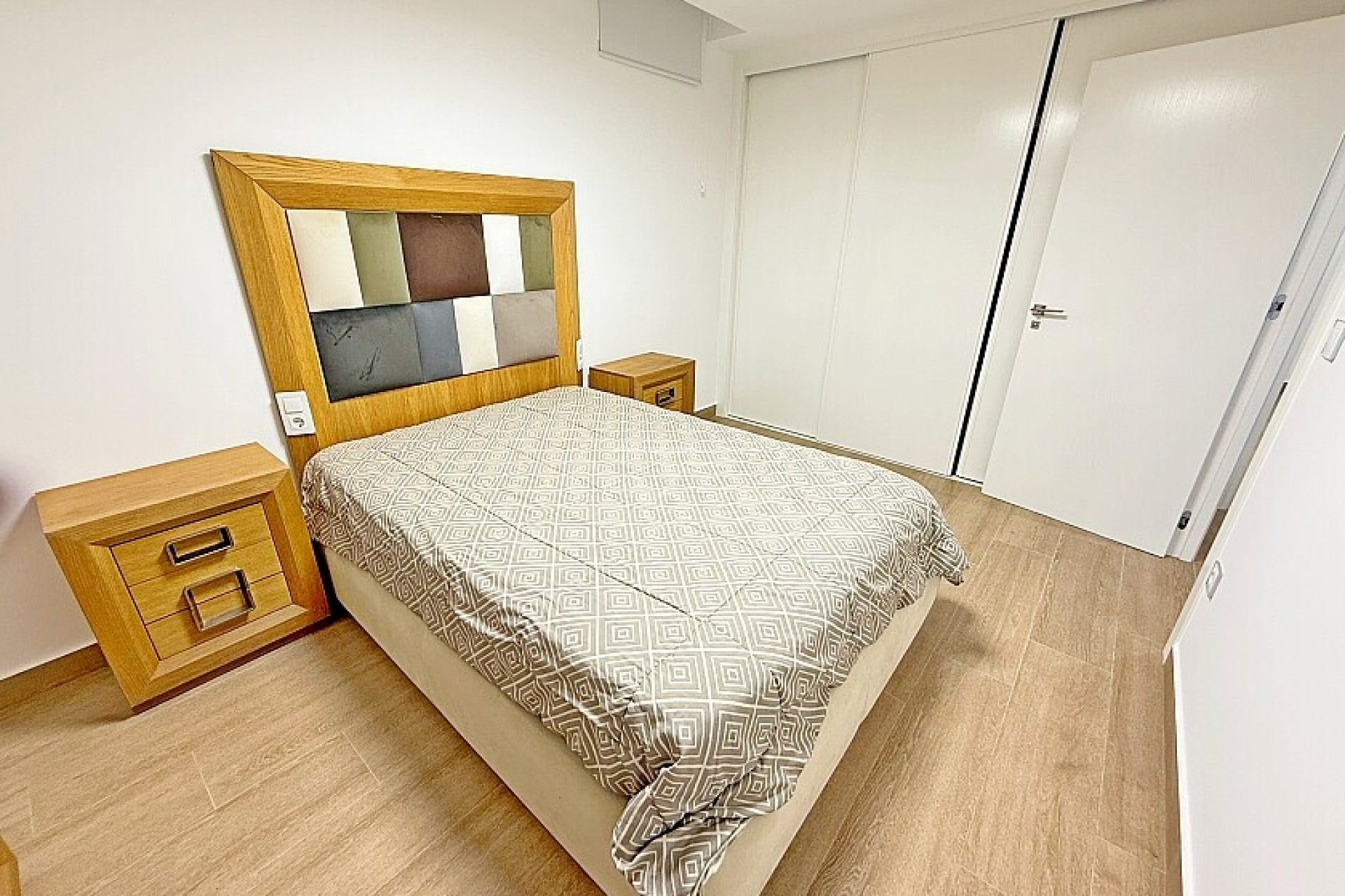 Resale - Villa - San Miguel de Salinas - Mirador De San Miguel