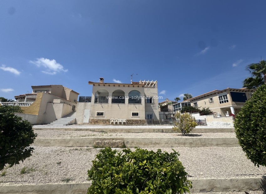 Resale - Villa - San Miguel de Salinas