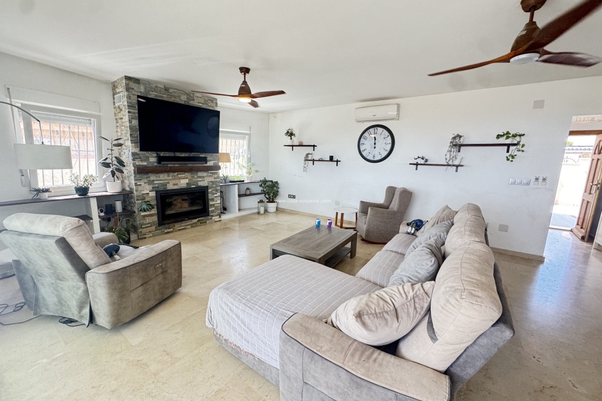 Resale - Villa - San Miguel de Salinas