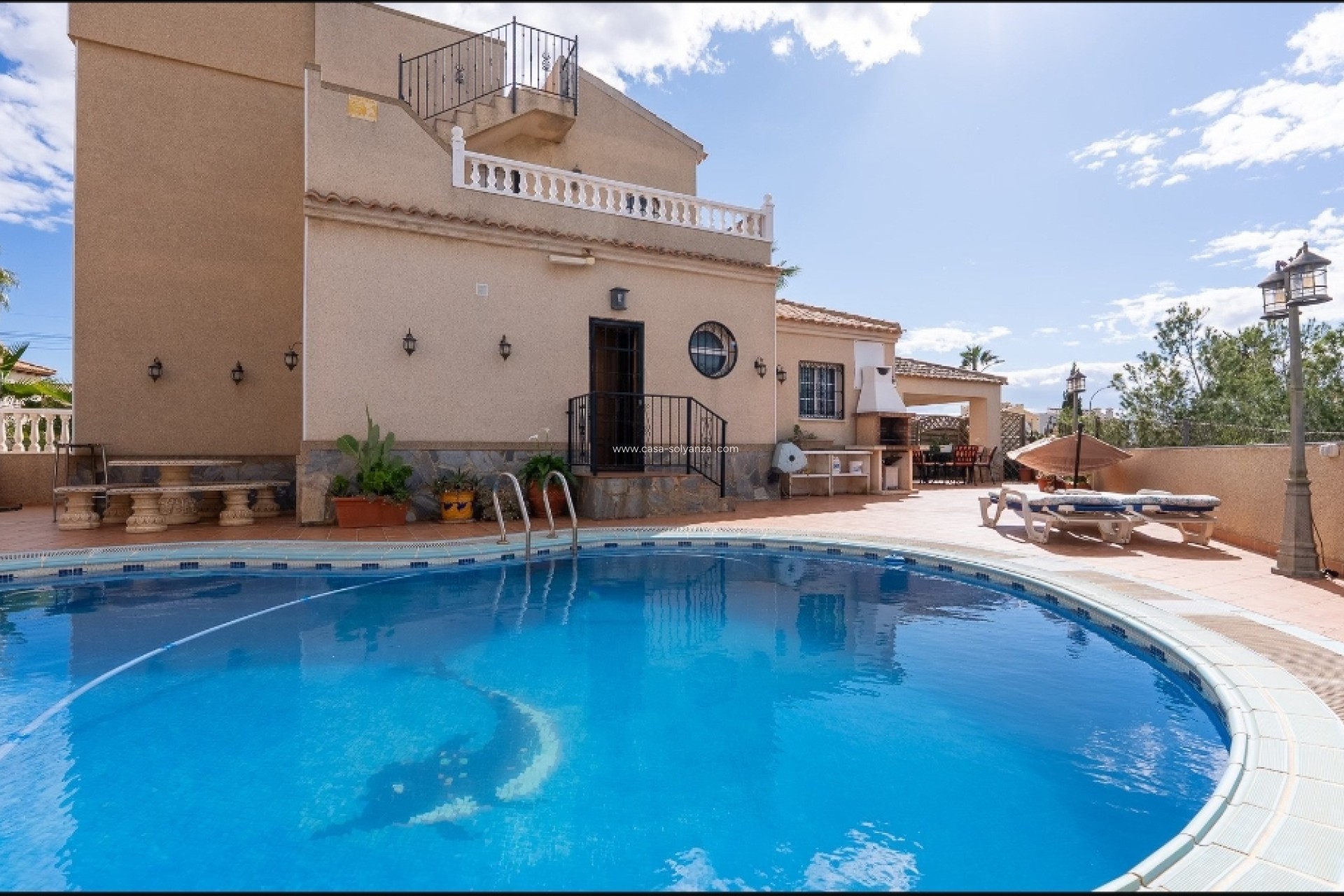 Resale - Villa - San Miguel de Salinas