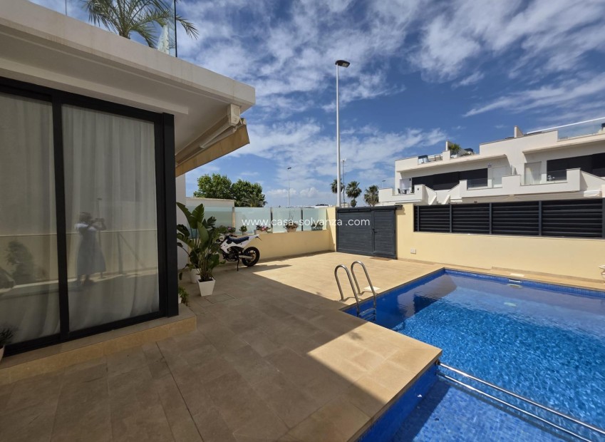 Resale - Villa - San Pedro del Pinatar - Villa Alegría