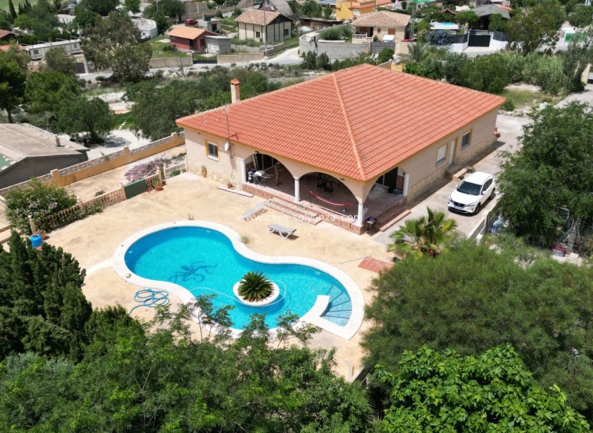 Resale - Villa - San Vicente del Raspeig - Inland
