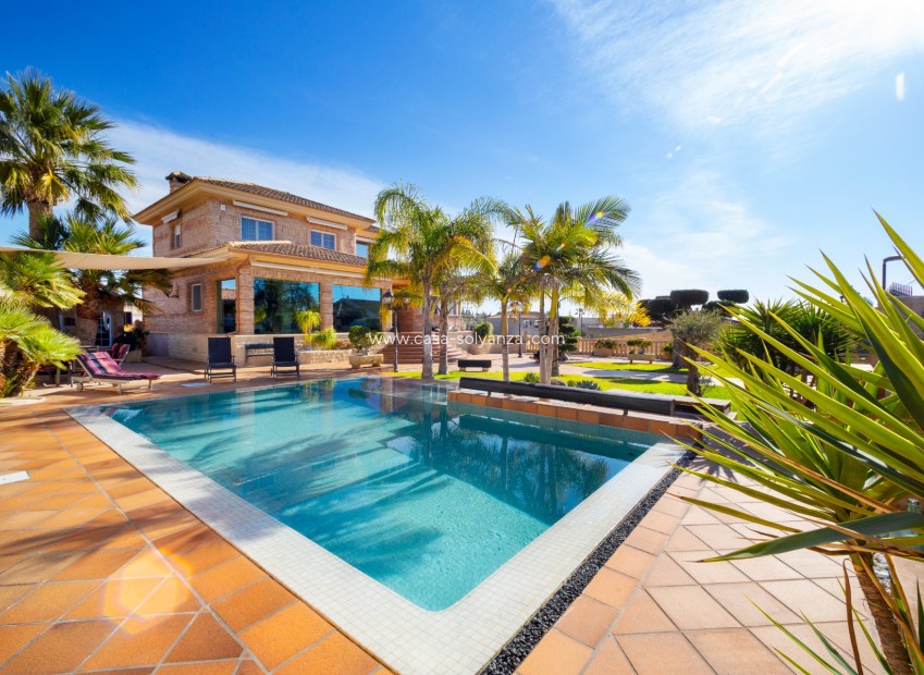 Resale - Villa - San Vicente del Raspeig - Inland