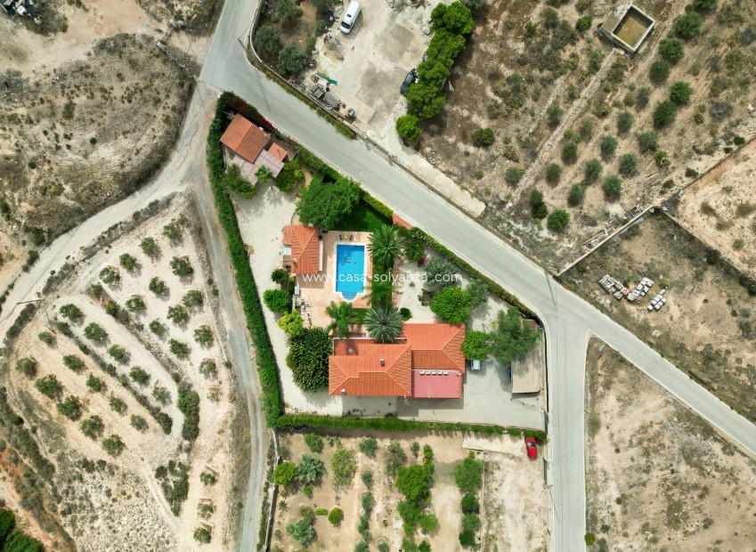 Resale - Villa - San Vicente del Raspeig - Inland