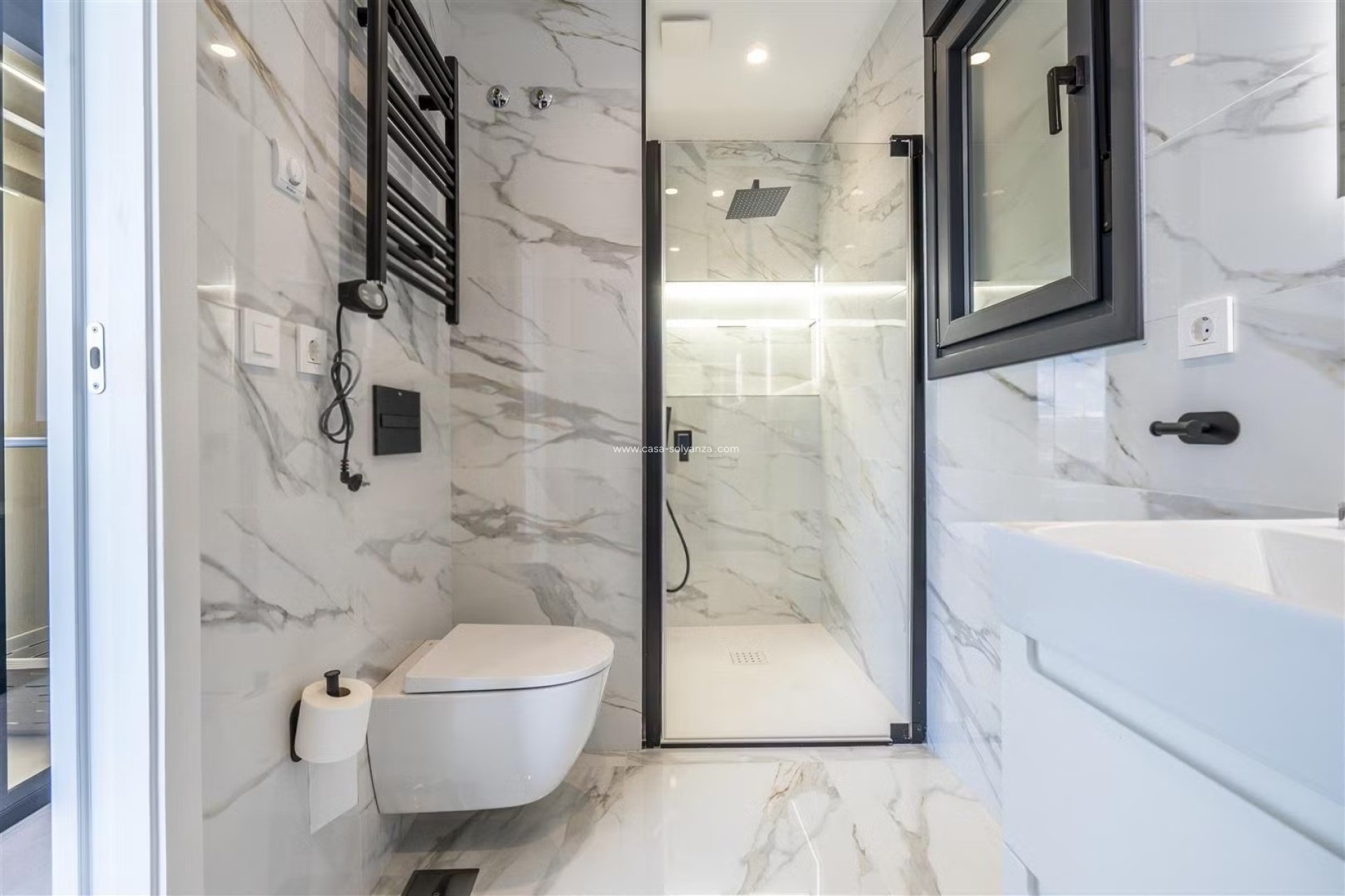 Resale - Villa - Santa Rosalia Resort - Inland