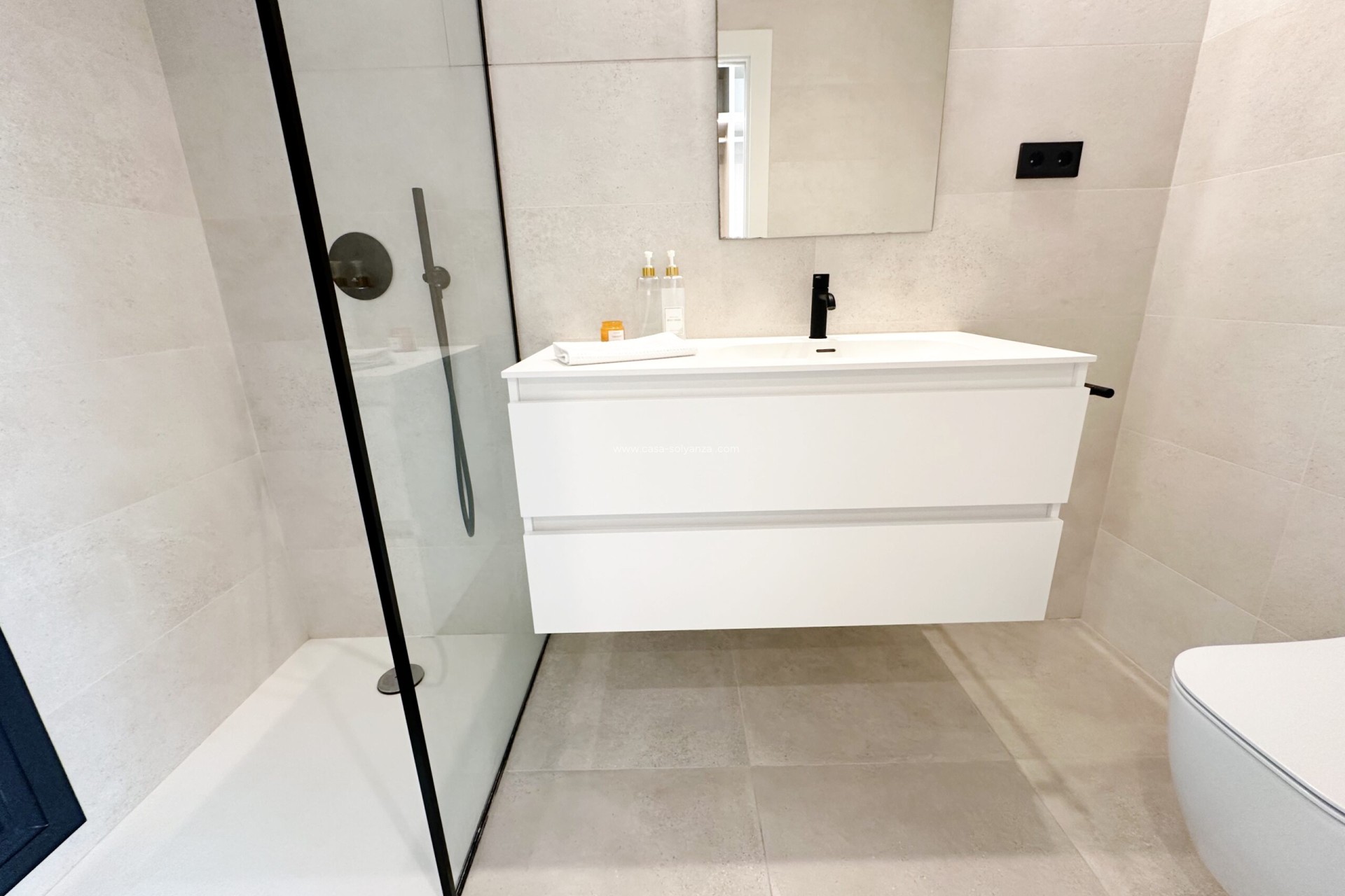 Resale - Villa - Santa Rosalia Resort - Inland