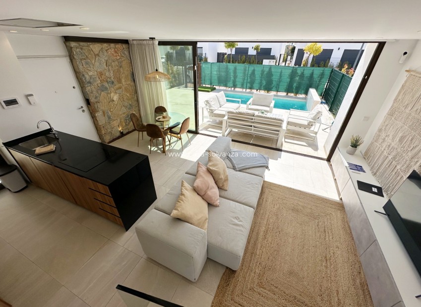 Resale - Villa - Santa Rosalia Resort - Inland