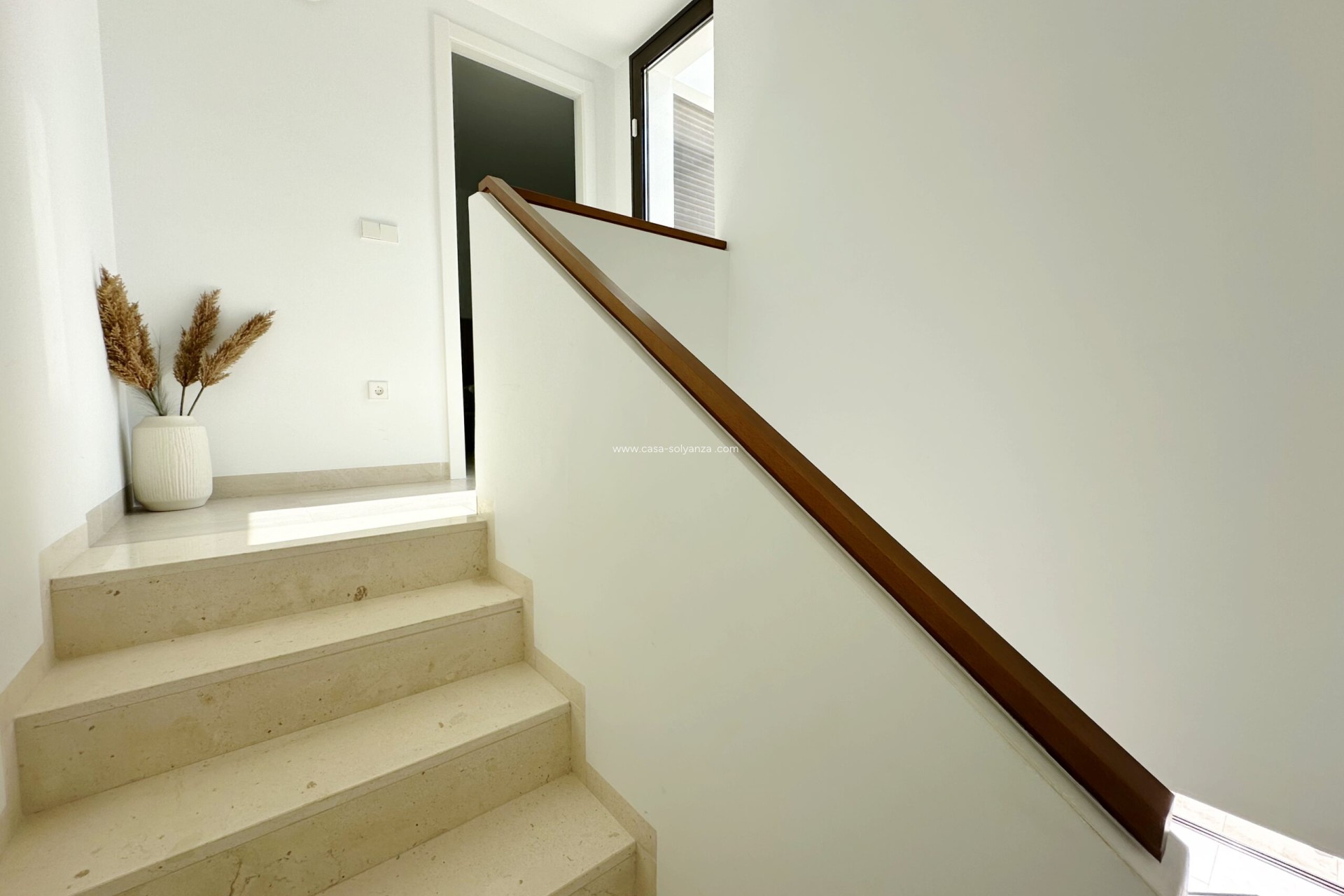 Resale - Villa - Santa Rosalia Resort - Inland