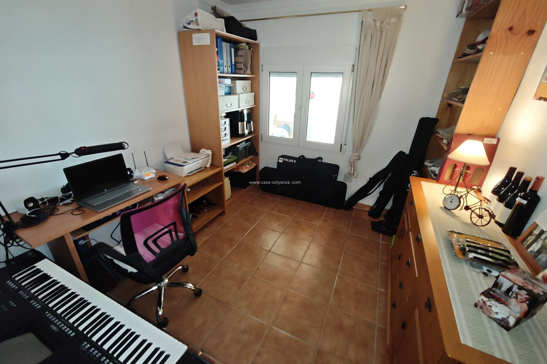 Resale - Villa - Sax
