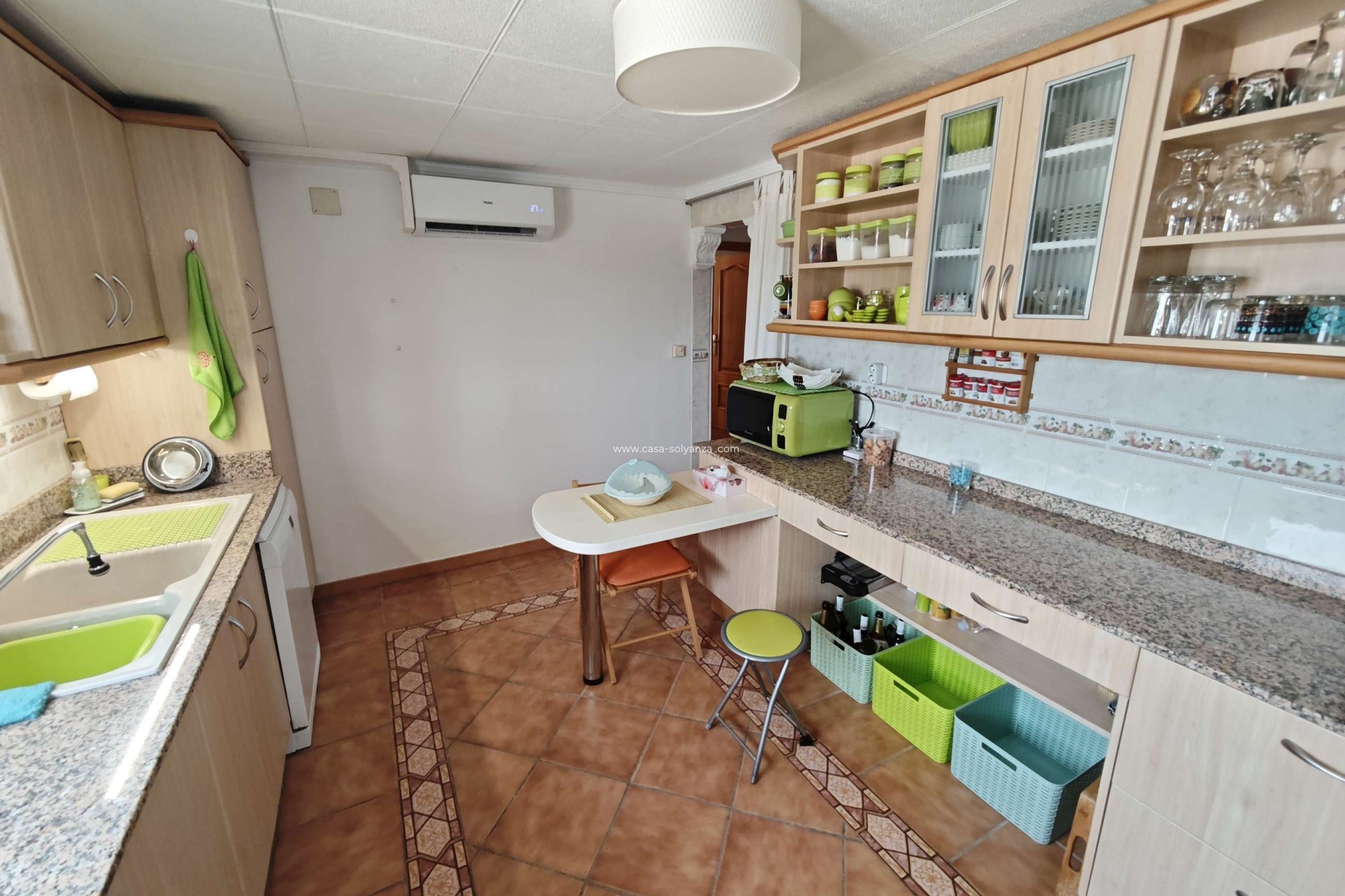 Resale - Villa - Sax