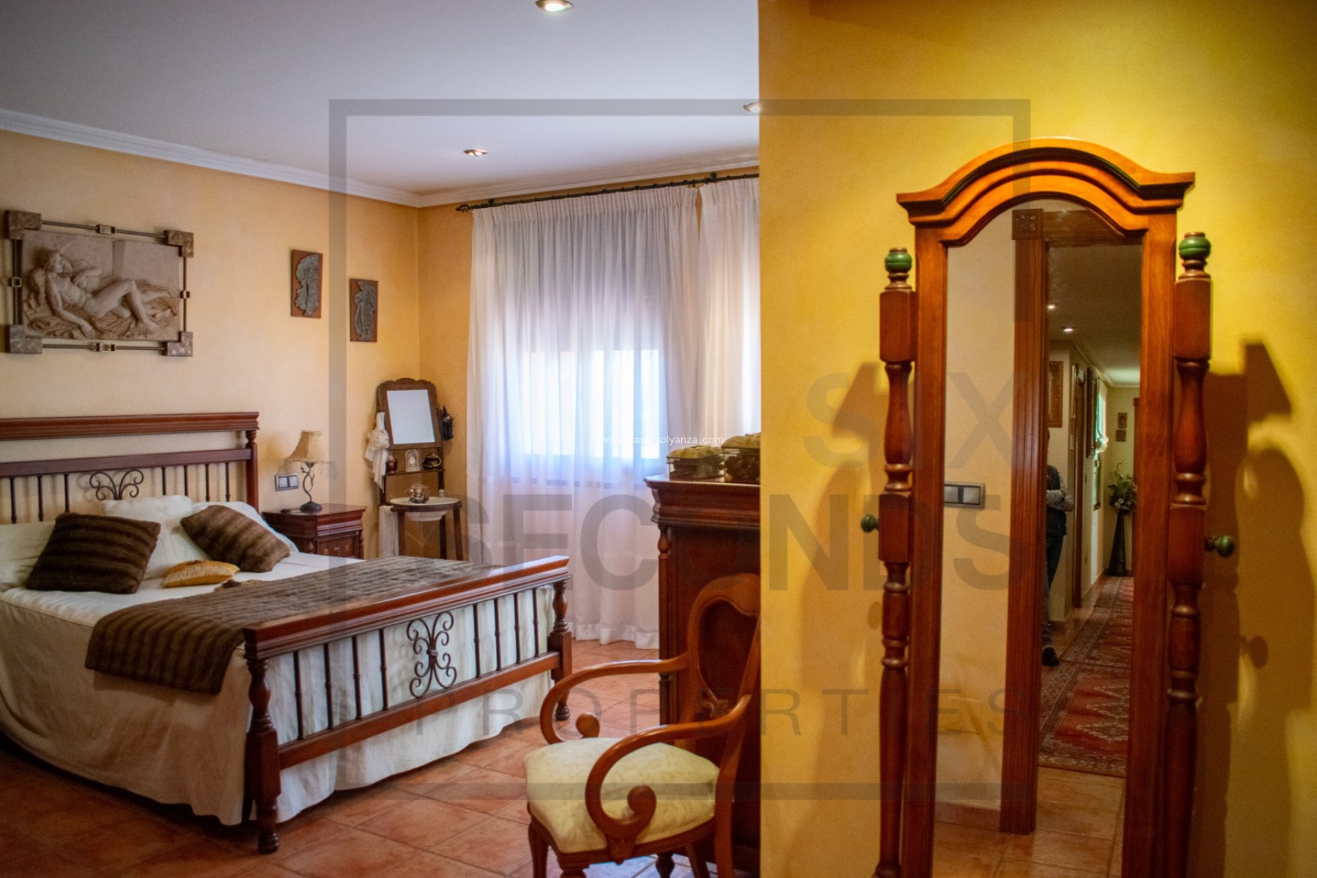 Resale - Villa / Semi detached - Guardamar del Segura