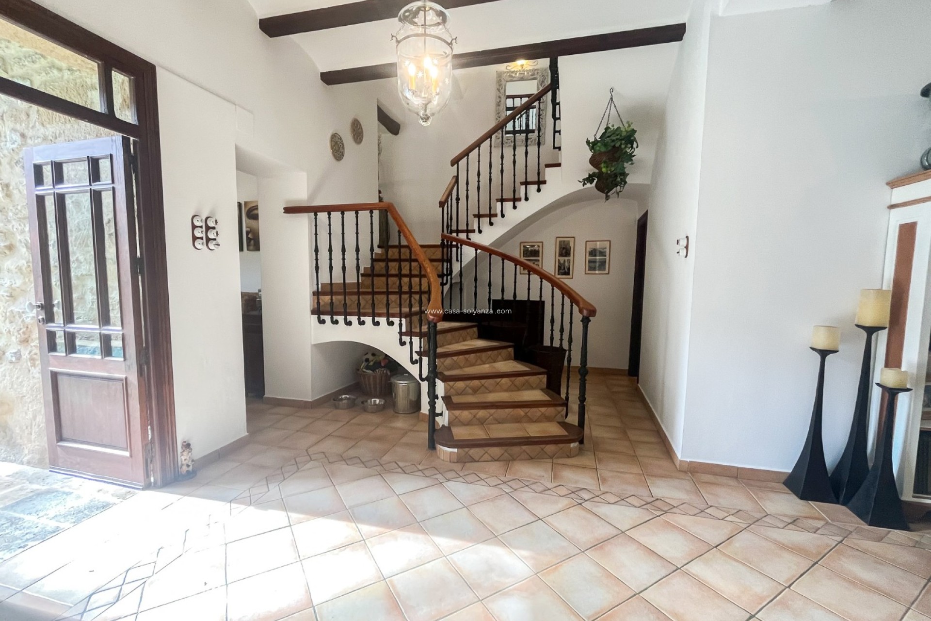 Resale - Villa / Semi detached - Jávea