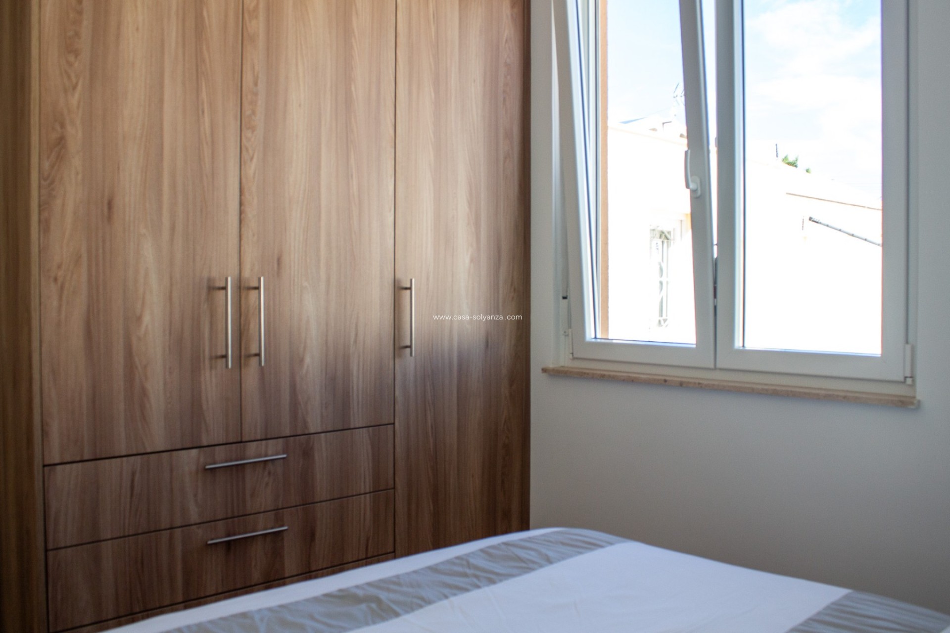 Resale - Villa / Semi detached - Torrevieja - La Siesta