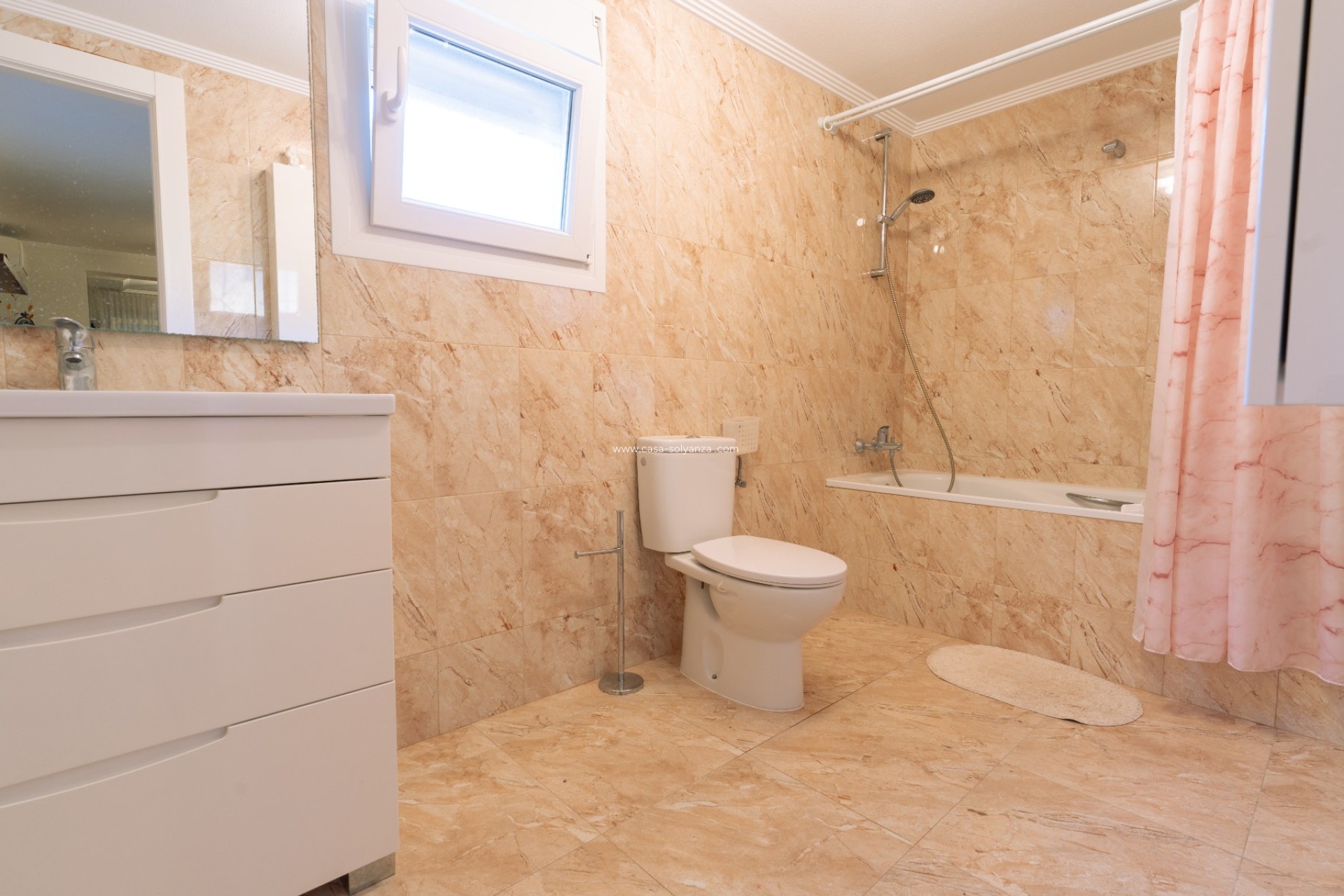 Resale - Villa / Semi detached - Torrevieja - Los Balcones